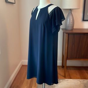 Vince Camuto elegant navy halter top dress size 6.